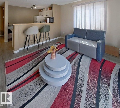 203 14708 50 Street, Edmonton, AB - Indoor Photo Showing Living Room