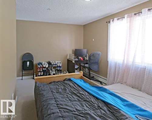 203 14708 50 Street, Edmonton, AB - Indoor Photo Showing Bedroom