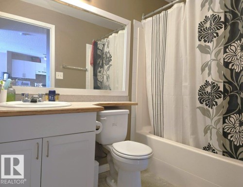 203 14708 50 Street, Edmonton, AB - Indoor Photo Showing Bathroom
