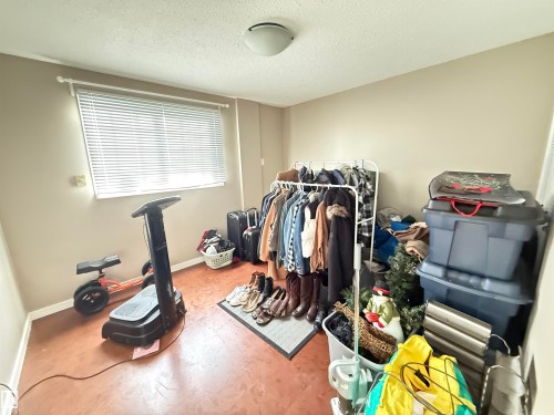 7810 91 Street, Edmonton, AB - Indoor