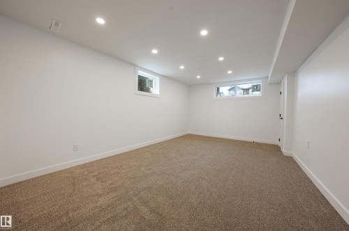 12033 54 Street, Edmonton, AB - Indoor Photo Showing Other Room