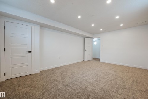 12033 54 Street, Edmonton, AB - Indoor Photo Showing Other Room