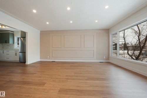 12033 54 Street, Edmonton, AB - Indoor