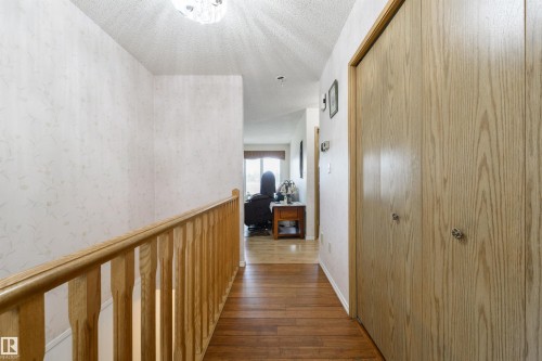 10840 25 Avenue, Edmonton, AB - Indoor Photo Showing Other Room