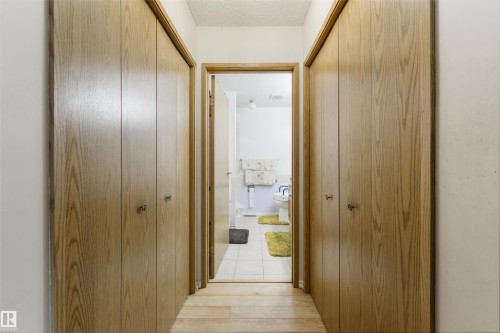 10840 25 Avenue, Edmonton, AB - Indoor Photo Showing Other Room