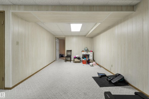 10840 25 Avenue, Edmonton, AB - Indoor
