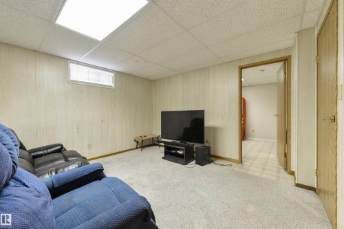 10840 25 Avenue, Edmonton, AB - Indoor Photo Showing Basement