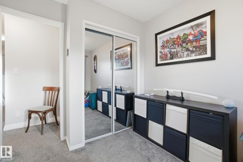 373 Kline Crescent, Edmonton, AB - Indoor