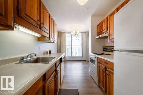 1101 12141 Jasper Avenue, Edmonton, AB - Indoor Photo Showing Kitchen