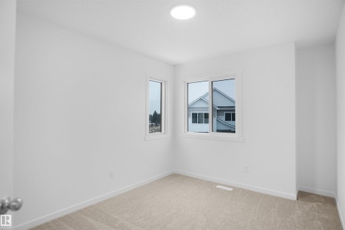 59 19904 31 Avenue, Edmonton, AB - Indoor Photo Showing Other Room