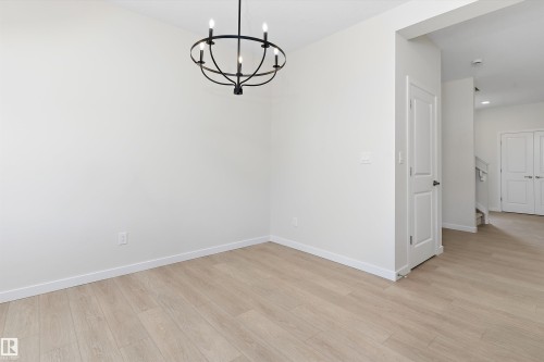 112 Edgemont Wynd Nw, Edmonton, AB - Indoor Photo Showing Other Room