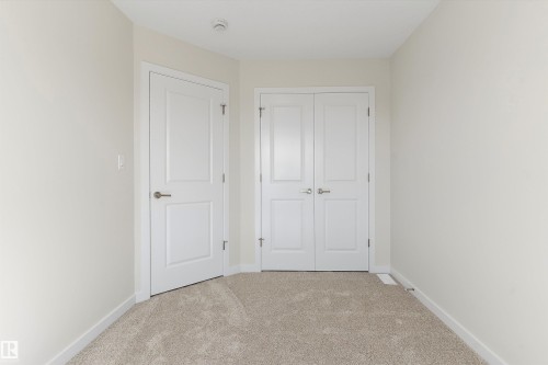 112 Edgemont Wynd Nw, Edmonton, AB - Indoor Photo Showing Other Room