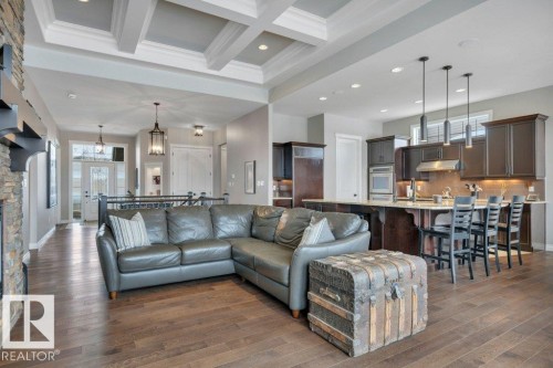 3262 Whitelaw Drive, Edmonton, AB - Indoor Photo Showing Living Room