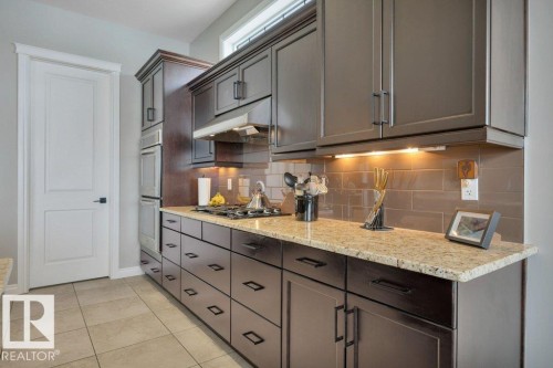 3262 Whitelaw Drive, Edmonton, AB - Indoor Photo Showing Kitchen