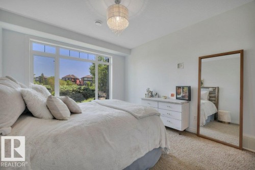 3262 Whitelaw Drive, Edmonton, AB - Indoor Photo Showing Bedroom