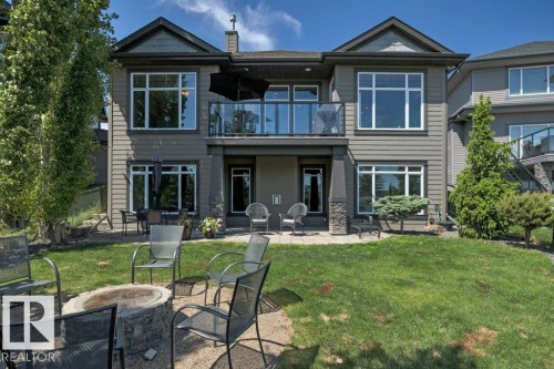 3262 Whitelaw Drive, Edmonton, AB - Outdoor With Facade