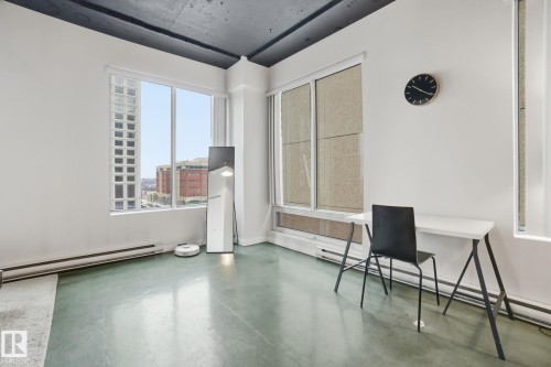509 10024 Jasper Avenue, Edmonton, AB - Indoor Photo Showing Other Room
