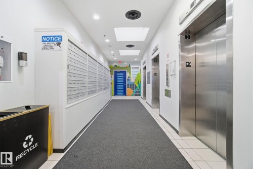 509 10024 Jasper Avenue, Edmonton, AB - Indoor Photo Showing Other Room