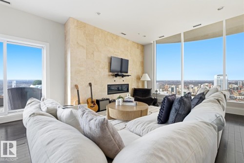 3502 10152 104 Street, Edmonton, AB - Indoor Photo Showing Living Room