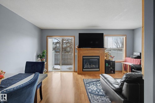 79 16823 84 Street, Edmonton, AB - Indoor With Fireplace