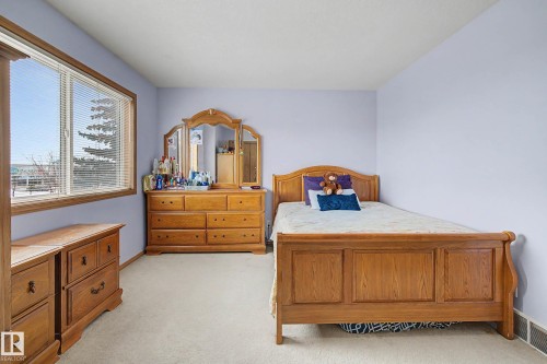 79 16823 84 Street, Edmonton, AB - Indoor Photo Showing Bedroom