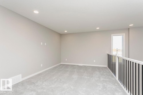 332 173 Avenue, Edmonton, AB - Indoor Photo Showing Other Room