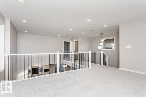 332 173 Avenue, Edmonton, AB - Indoor Photo Showing Other Room