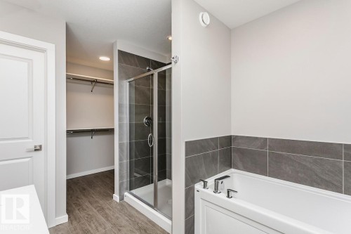 332 173 Avenue, Edmonton, AB - Indoor Photo Showing Bathroom