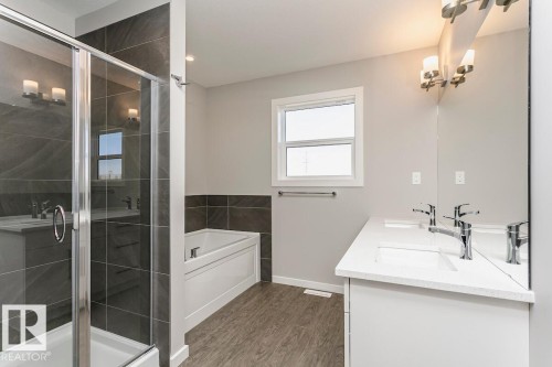 332 173 Avenue, Edmonton, AB - Indoor Photo Showing Bathroom