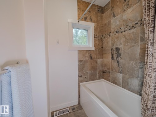 8306 108 Street, Edmonton, AB - Indoor Photo Showing Bathroom