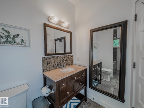 8306 108 Street, Edmonton, AB - Indoor Photo Showing Bathroom