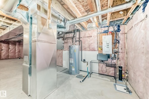 4005 Hawthorn Link Link, Edmonton, AB - Indoor Photo Showing Basement