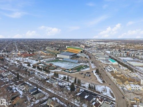 10734 93 Street, Edmonton, AB - Outdoor With View