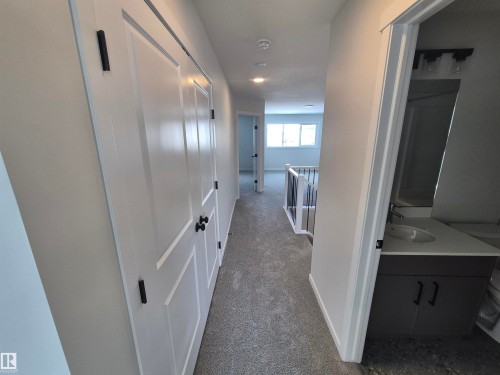 1184 South Creek Wynd, Stony Plain, AB - Indoor Photo Showing Other Room