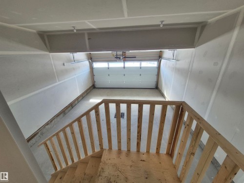 1184 South Creek Wynd, Stony Plain, AB - Indoor Photo Showing Garage