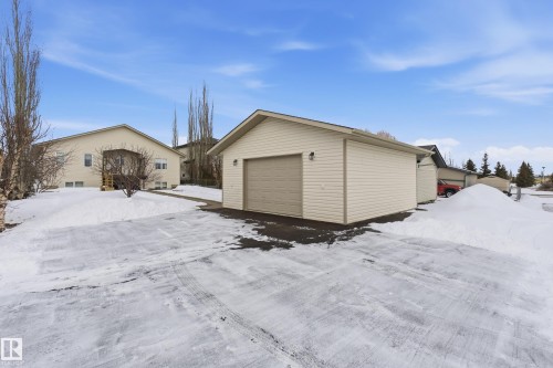 25 Briarwood Point(E), Stony Plain, AB - Outdoor With Exterior