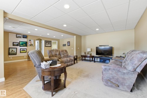 25 Briarwood Point(E), Stony Plain, AB - Indoor