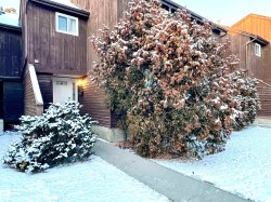 2758 105 Street  Edmonton, AB T6J 4J3