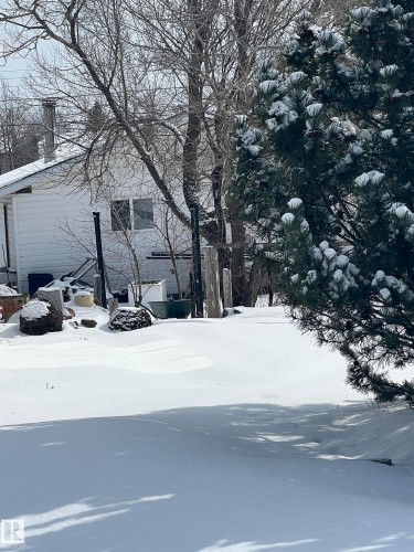 5405 47 Street, Stony Plain, AB 