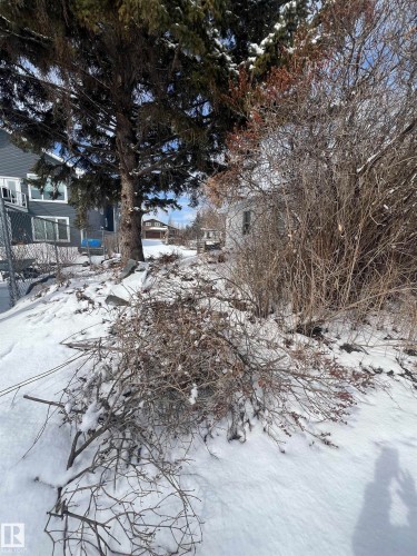 5405 47 Street, Stony Plain, AB 