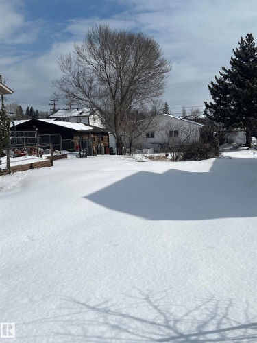 5405 47 Street, Stony Plain, AB 