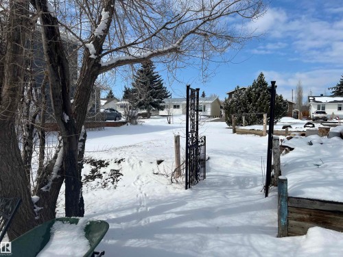 5405 47 Street, Stony Plain, AB 