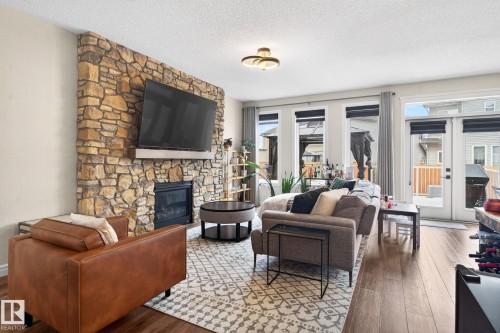 924 173 Street, Edmonton, AB - Indoor Photo Showing Living Room With Fireplace