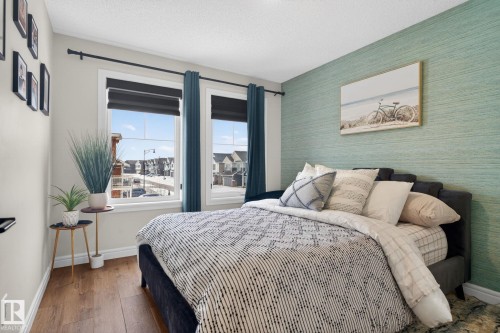 924 173 Street, Edmonton, AB - Indoor Photo Showing Bedroom
