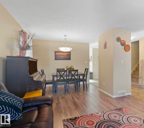 18727 80 Avenue, Edmonton, AB - Indoor