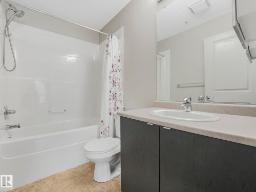 131 344 Windermere Road, Edmonton, AB - Indoor Photo Showing Bathroom