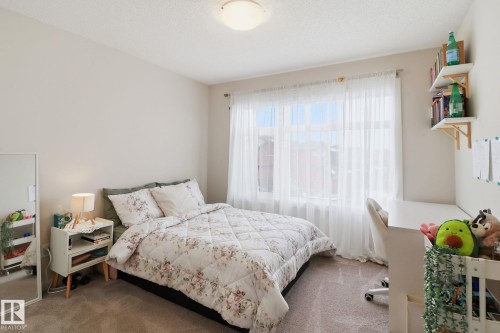 10 Prospect Place, Spruce Grove, AB - Indoor Photo Showing Bedroom