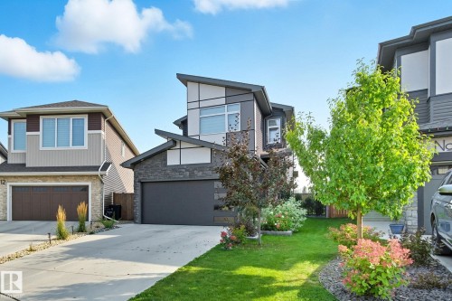 10 Prospect Place, Spruce Grove, AB - Outdoor With Facade