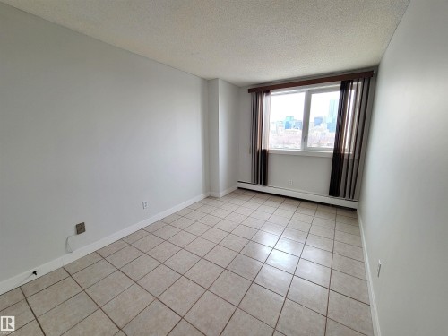 804 9028 Jasper Avenue, Edmonton, AB - Indoor Photo Showing Other Room