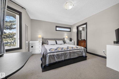 43 903 Rutherford Road, Edmonton, AB - Indoor Photo Showing Bedroom